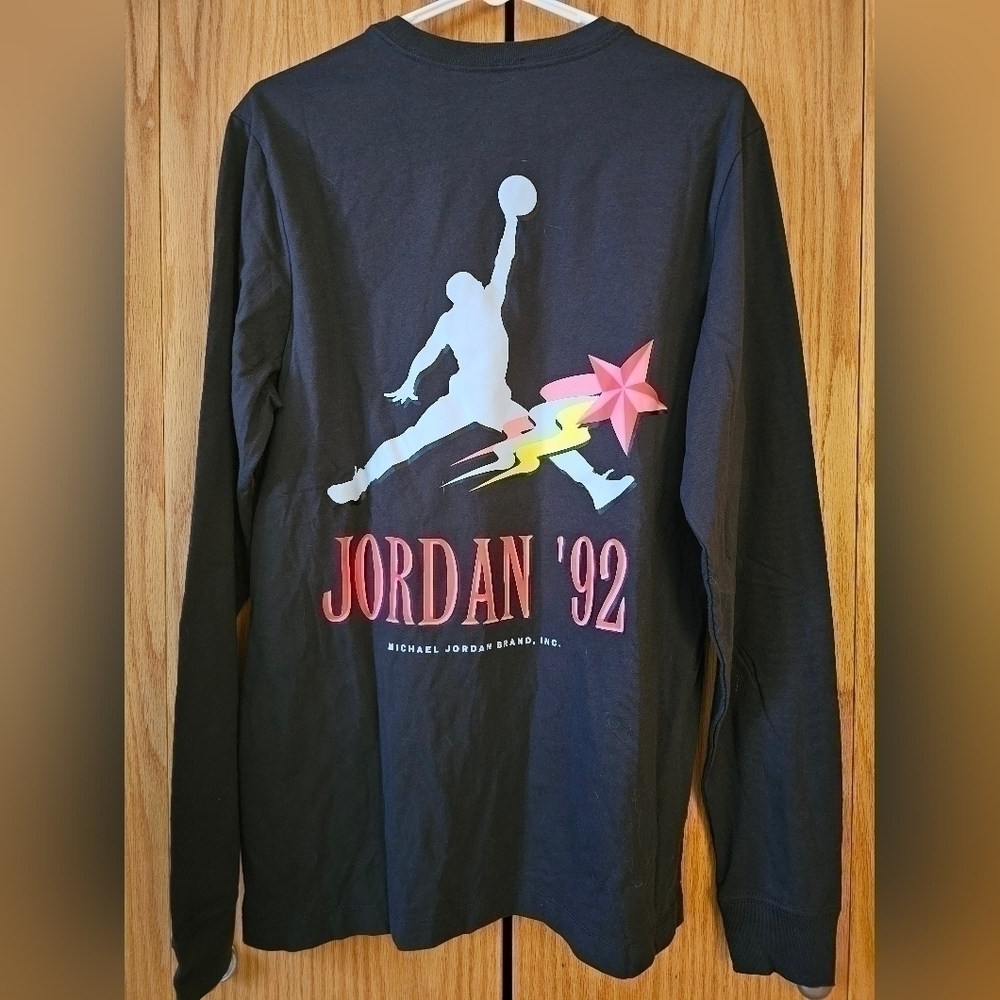 Jordan Men's Long-Sleeve T-Shirt-Medium - Picture 3 of 4